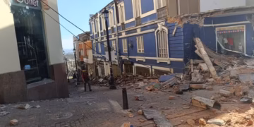 Terremoto de magnitude 7,4 na Colômbia causa desabamentos e deixa 51 mortos